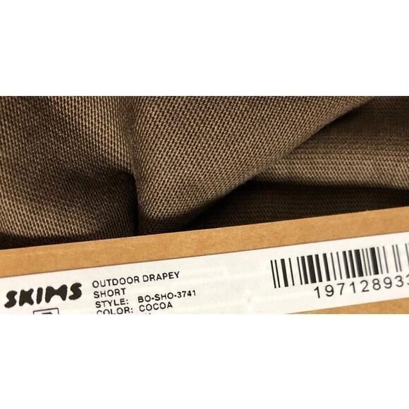 SKIMS Outdoor Drapey Sofi Shorts Pull On Classic Boxer Cocoa Brown NWT Size 3X - Picture 8 of 11